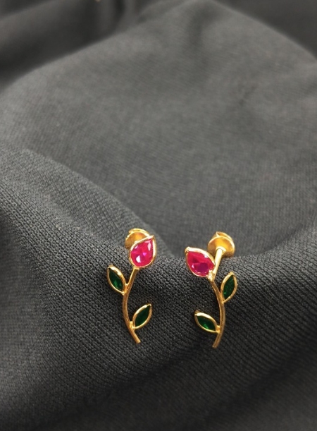 14kt tulip earring