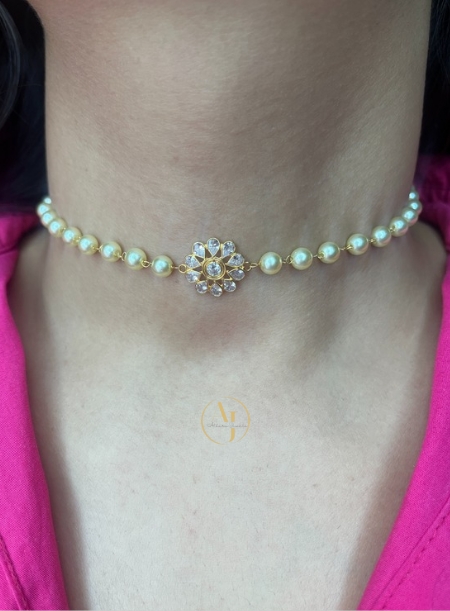 Pearl Choker